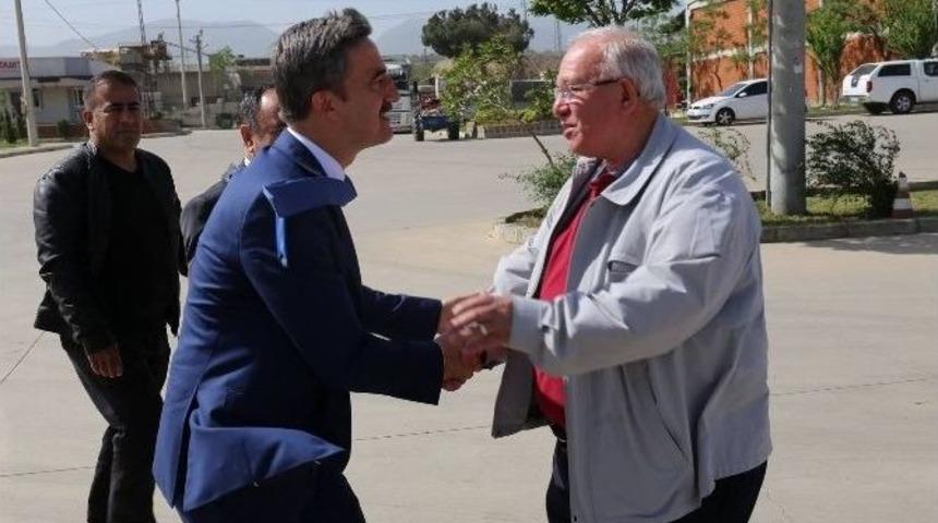 Başkan Şirin&rsquo;den Hal Esnafına Ziyaret