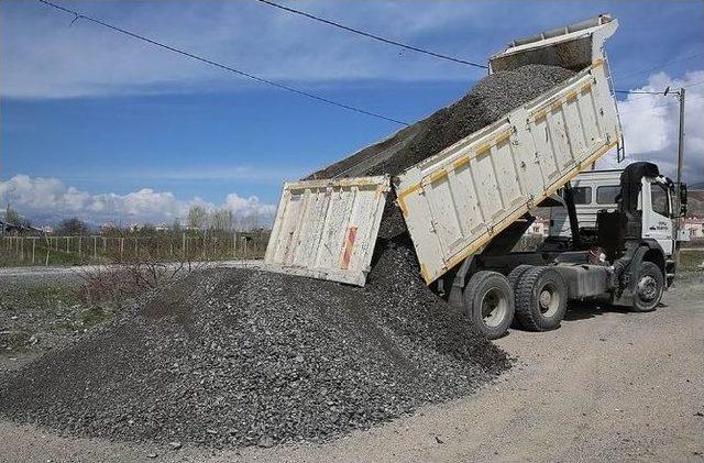 Üzümlü’de Asfalt Çalışması Hazırlıkları Başladı