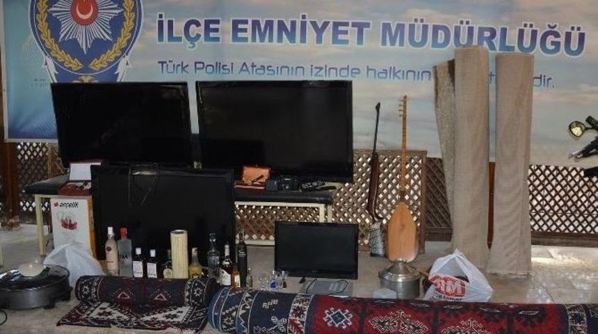 Hırsızlar Polisten Ka&ccedil;amadı