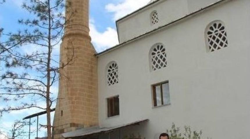 Oltu&rsquo;da Cami Ve Kuran Kurslarının Tadilatı Tamamlandı