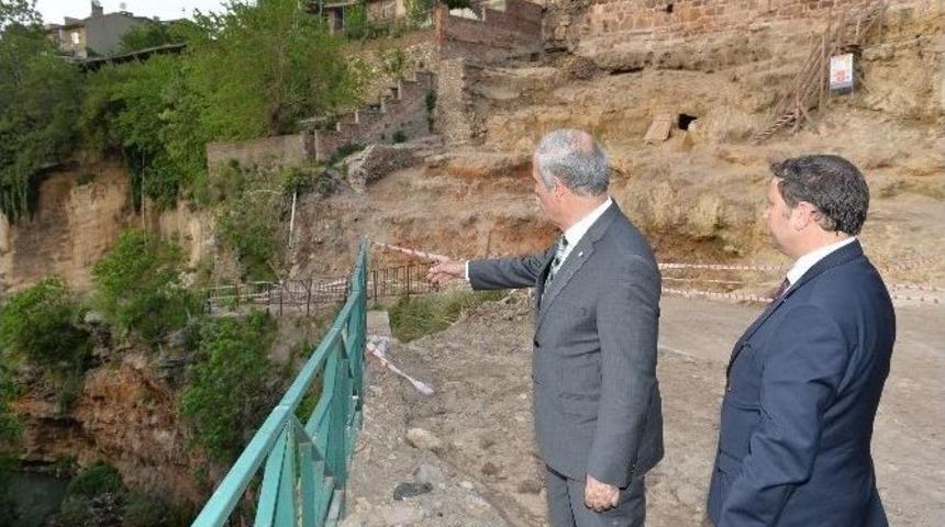 Muradiye - Alacahırka Arasında Sağlıklı Ulaşım