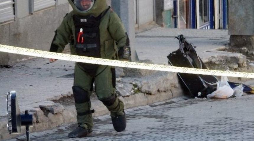 Hakkari&rsquo;de Bomba Alarmı