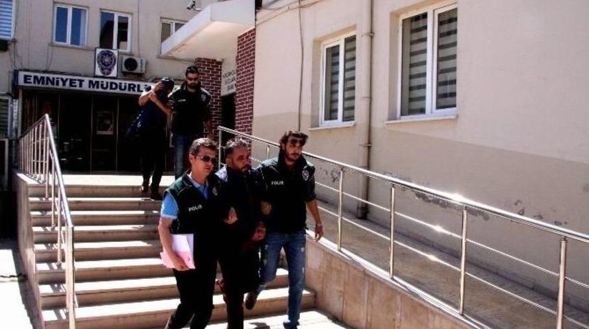 Uyuşturucu Satıcıları Bursa&rsquo;ya Giremeden Yakalandı