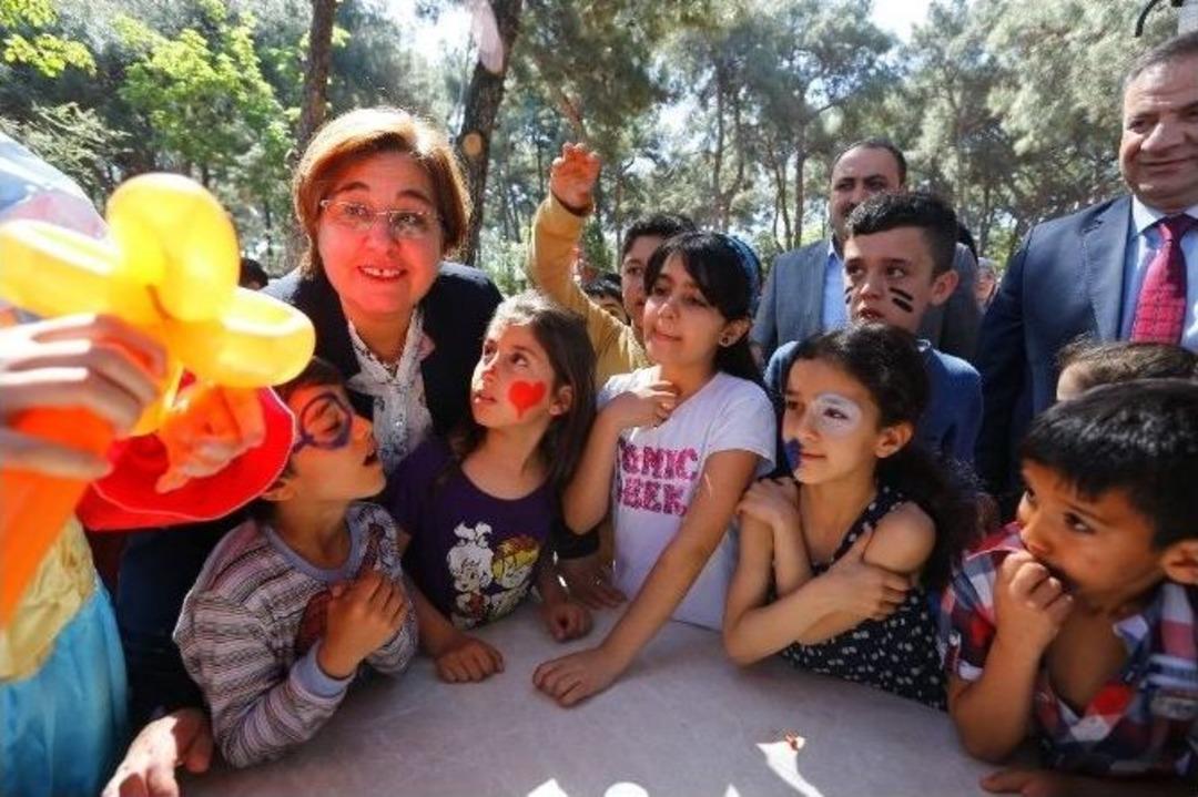 Konak&rsquo;ta 23 Nisan Coşkusu Erken Başladı