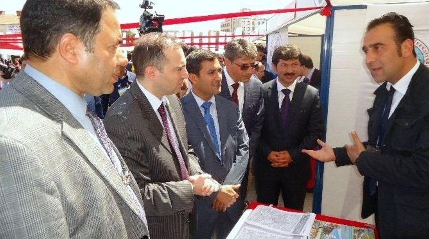 Kilis 7 Aralık &Uuml;niversitesinde Şanlıurfa Kariyer G&uuml;nlerinde