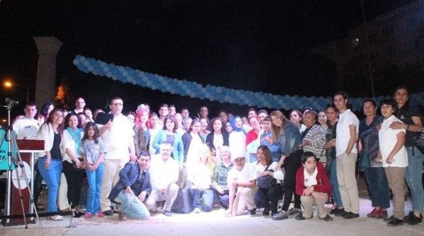 Bir Annenin Otizmli Kızına Yazdığı Mektup Herkesi Ağlattı