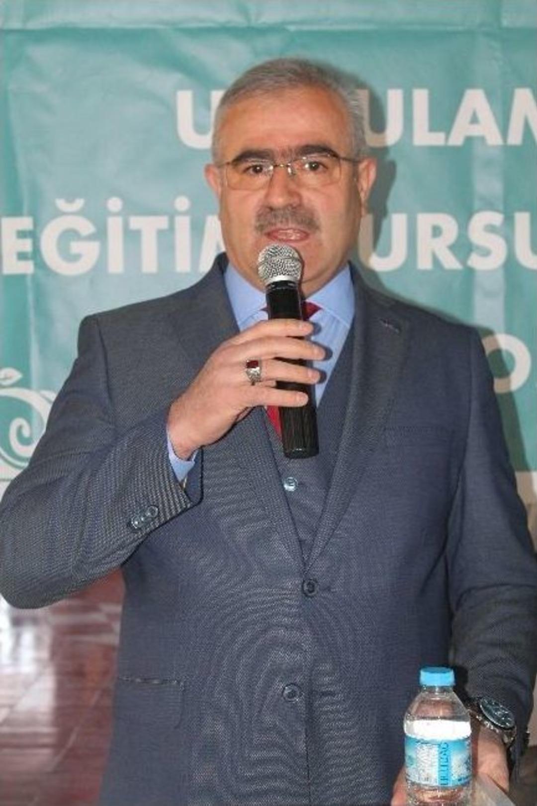 M&uuml;siad Kursiyerlerine Sertifika T&ouml;reni D&uuml;zenledi