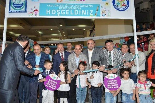 Yıldırımlı Minikler Göz Kamaştırdı