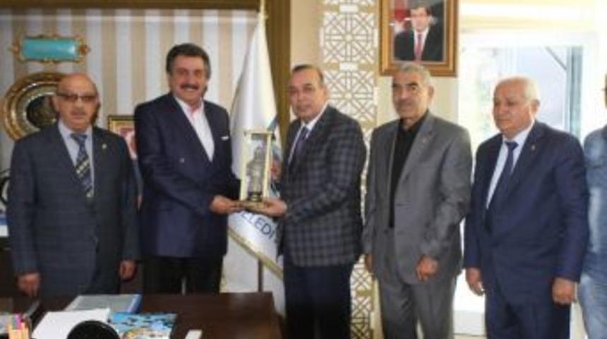 Konesob&rsquo;dan Başkan Kale&rsquo;ye Ziyaret