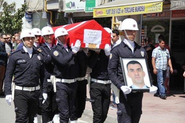Dişini Çektirdikten Sonra Rahatsızlanıp Ölen Polis İçin Tören Düzenlendi G5