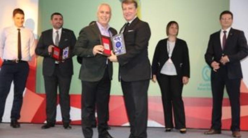 Kalder&rsquo;den Nil&uuml;fer Belediyesi&rsquo;ne Teşekk&uuml;r Plaketi