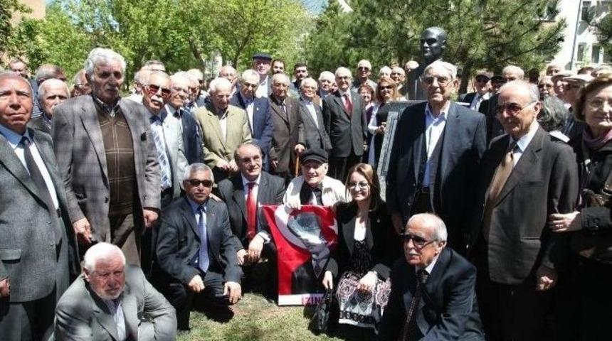 Hasan Ali Y&uuml;cel&rsquo;in B&uuml;st&uuml; A&ccedil;ıldı