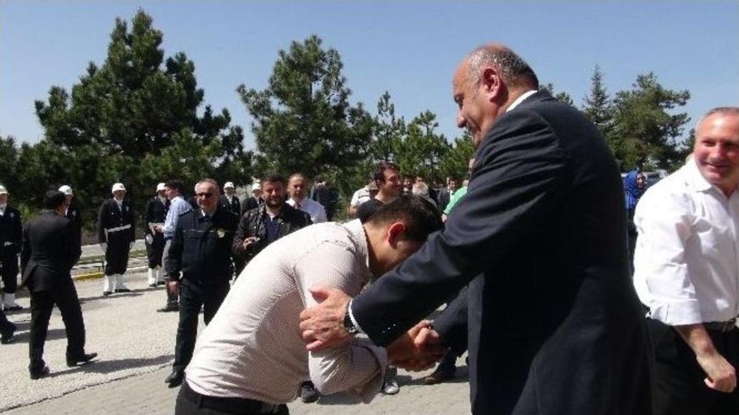 Yaş Haddinden Emekli Olan İl Emniyet M&uuml;d&uuml;r&uuml; Ali Ekber Bektaş Uğurlandı