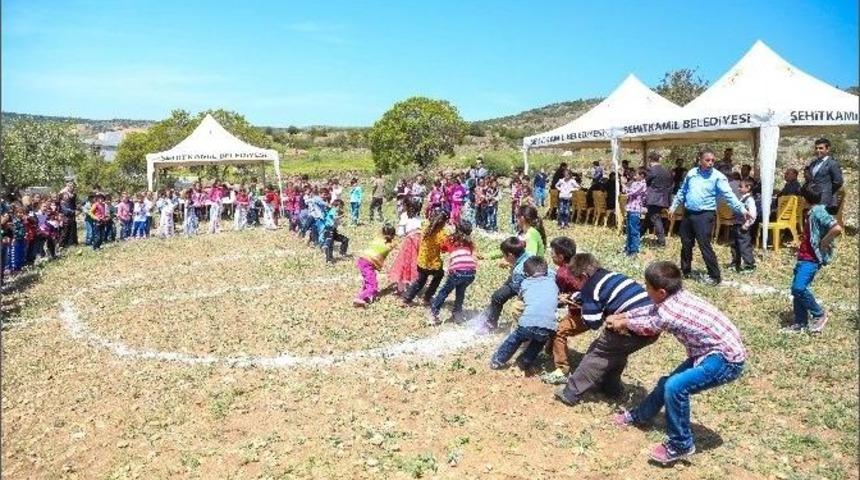 Yayıktaşlı Öğrenciler Uçurtma Uçurdu