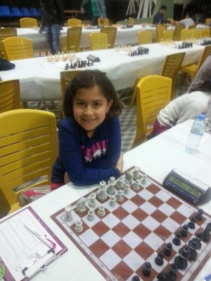 Gkv’liler Satranç Turnuvasında Dört Birincilik Kazandı G2