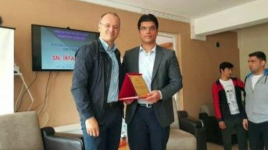 İrfan Buz, Spor Lisesi &Ouml;ğrencileriyle Bir Araya Geldi