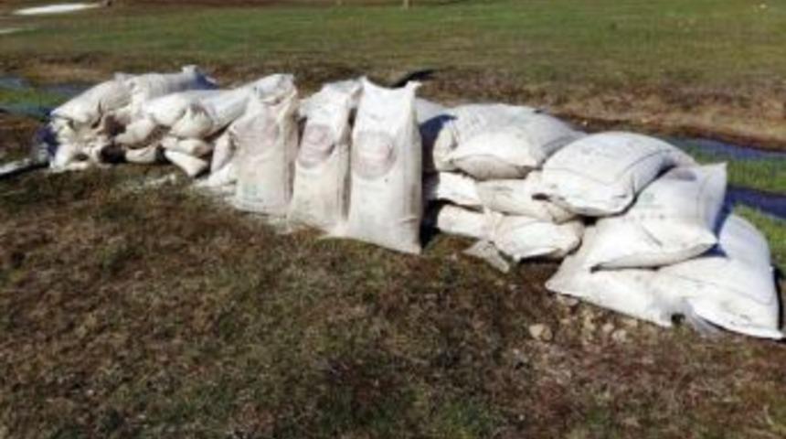 Van&rsquo;da İki Ton Amonyum Nitrat İ&ccedil;erikli G&uuml;bre Ele Ge&ccedil;irildi