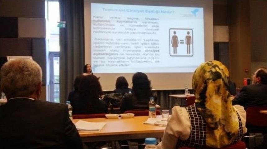Gaziantep&rsquo;te Kadının İnsan Hakları Semineri