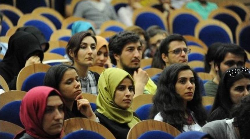 Beü’de İnsan Hakları Konuşuldu