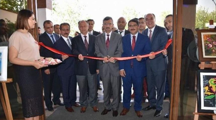 Benim Sanat&ccedil;ı &Ouml;ğretmenim Resim Sergisi A&ccedil;ıldı