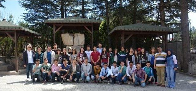 Kırıkkale’li Öğrenciler Hititlerin Başkenti Hattuşaş’ı Gezdi