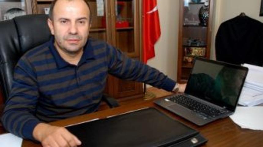 Turizm Fak&uuml;ltesi Dekanlığına Prof. Dr. B&uuml;y&uuml;kg&uuml;zel Atandı