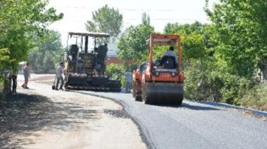 Muratpaşa&rsquo;dan Kuleli Sokağa 220 Ton Asfalt