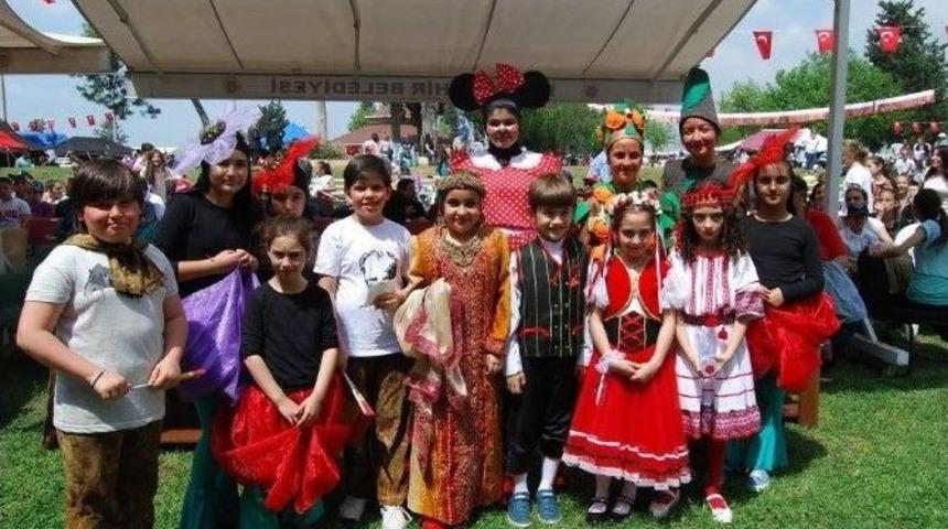 &Ccedil;ukurovalı &Ccedil;ocuklar D&uuml;nya &Ccedil;ocuklarıyla Buluştu