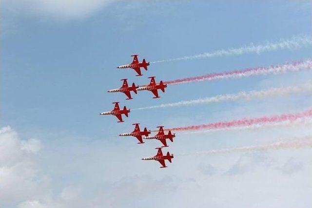 Türk Yıldızları’nın Gösteri Takvimi Videosu İlgi Gördü