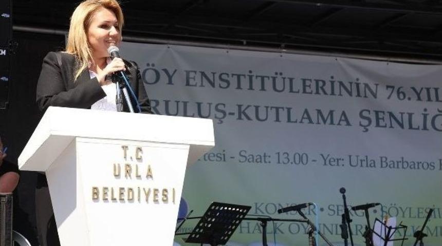 K&ouml;y Enstit&uuml;lerinin Kuruluşunun 76. Yılı Urla&rsquo;da Kutlandı