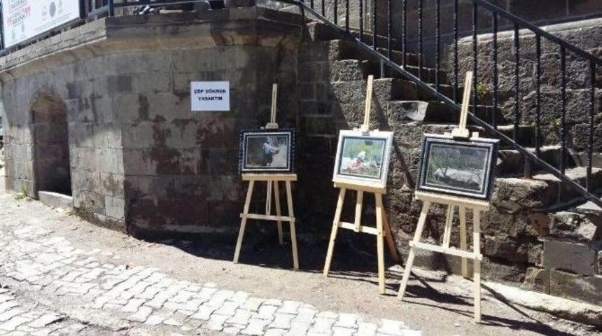 &Ccedil;&ouml;p D&ouml;k&uuml;len Yerde Resim Sergisi A&ccedil;tılar