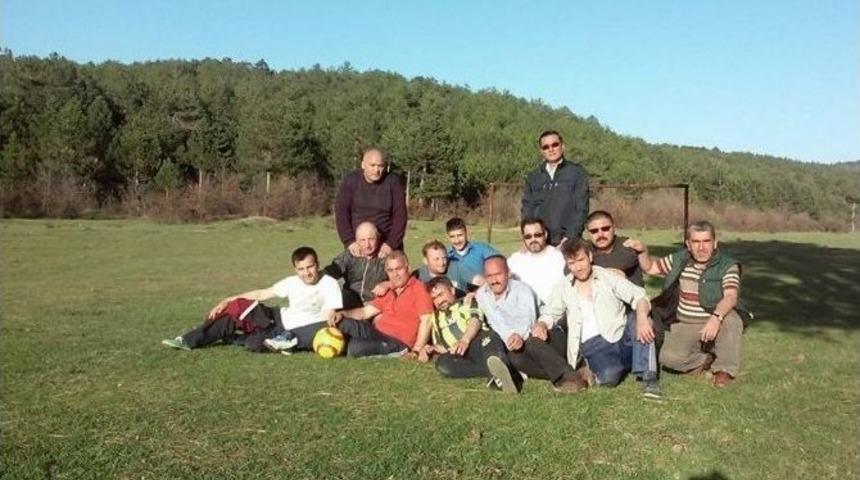 Balık Pazarı Esnafı Piknikte Stres Attı