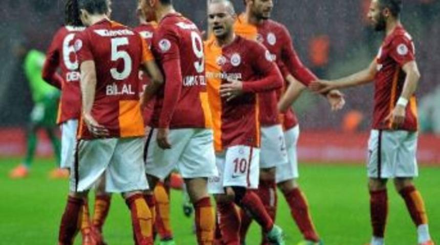 Galatasaray, Rize&rsquo;de Avantaj Peşinde