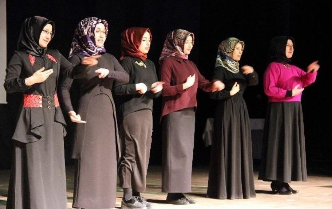 Duygulandıran Kutlu Doğum Programı