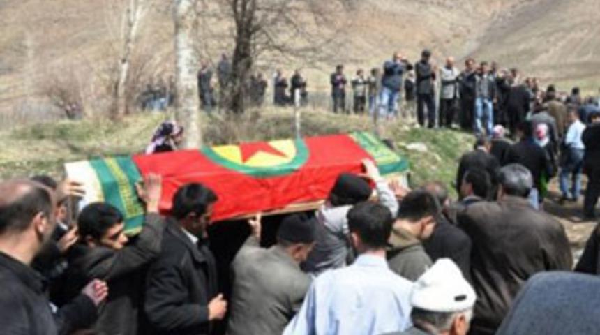 Bilmeden PKK'lı cenazesine gitmiş