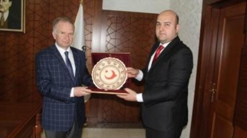 G&ouml;&ccedil; İdaresi İl M&uuml;d&uuml;r&uuml; Taş&ccedil;ı, Vali Ceylan&rsquo;ı Ziyaret Etti