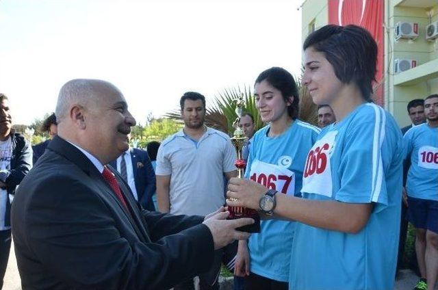 Adıyaman Üniversitesi’nde 10.yıl Koşusu Düzenlendi