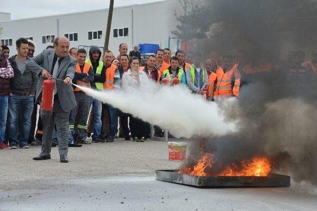 Büyükşehir Personeline Yangın Tatbikatı