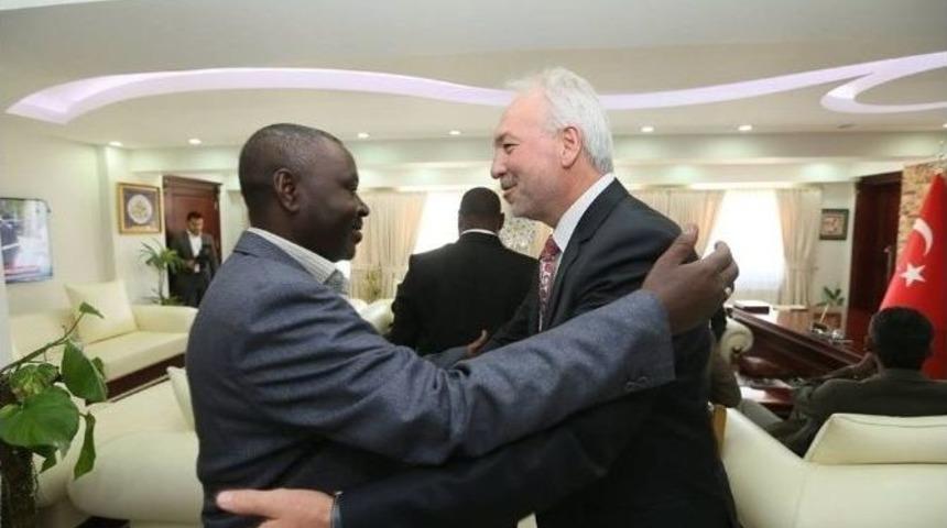 Sudan Heyeti K&uuml;tahya&rsquo;da