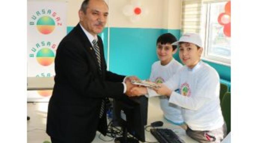 Bursagaz K&ouml;y Okulları İ&ccedil;in Kitap Topluyor