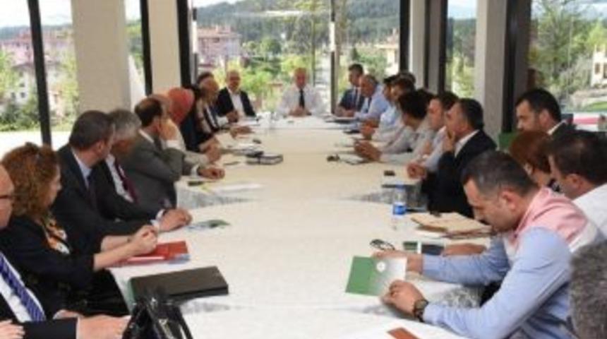 Belediye Zirvesi Haftalık Toplantısını Ger&ccedil;ekleştirdi