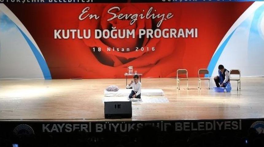 Gen&ccedil;ler Kutlu Doğum&rsquo;da Buluştular