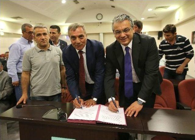 O Belediyede En D&uuml;ş&uuml;k İş&ccedil;i Maaşı 3 Bin 800 Lira Oldu 1