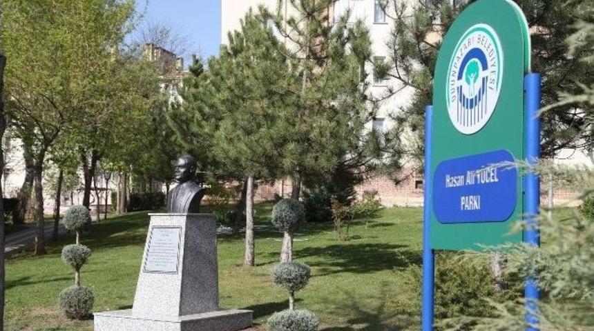 Odunpazarı’ndaki 7 Parka Köy Enstitüsü Anıtı Dikildi