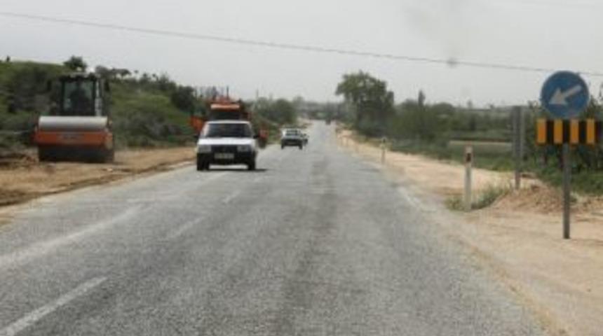 Karayolları, Gökçen-ovakent Yolunu Genişletiyor