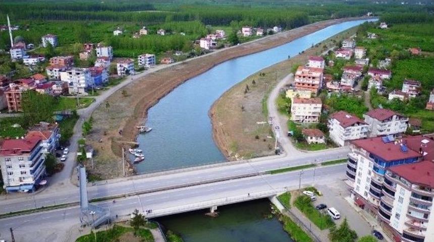 Terme &Ccedil;ayı&rsquo;nda Tekneyle Gezilecek