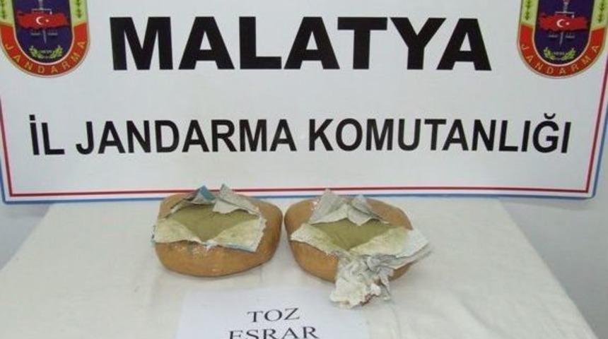 Malatya&rsquo;da Esrar Ve Ka&ccedil;ak Sigara Ele Ge&ccedil;irildi