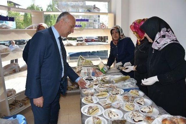 Dursunbey Müftülüğü Kermes Açtı