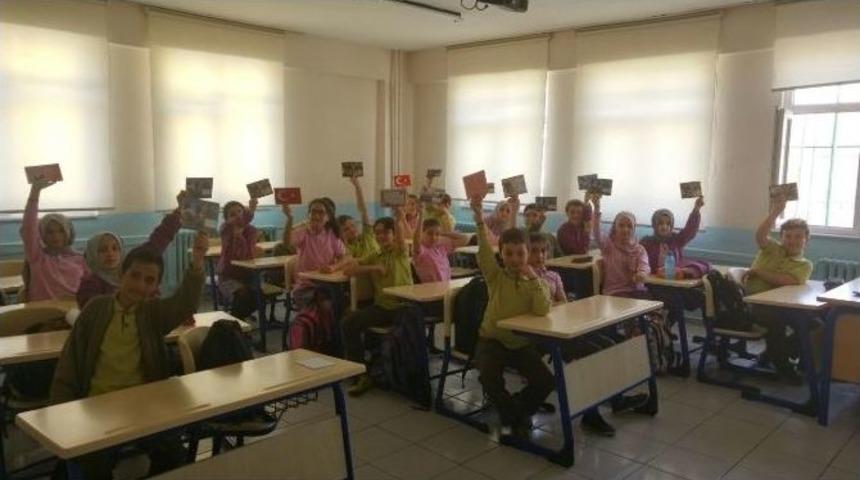 Boz&uuml;y&uuml;kl&uuml; &Ccedil;ocuklardan G&uuml;neydoğu&rsquo;daki Askerlerimize Mektup Var