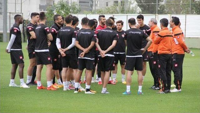 Adanaspor’da İzin Bitti